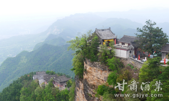 【15鸡峰山.jpg
